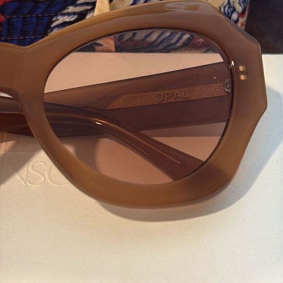 NIB ULLA JOHNSON Opal Sunglasses in Camel main image 8